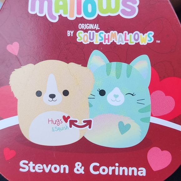 Flipamallows Stevon and Corinna - Picture 4 of 4